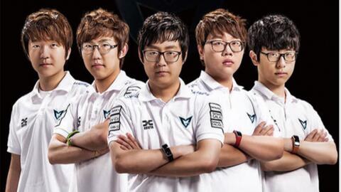 感谢你们的支持 - florescent 在 R 指控后首次露面