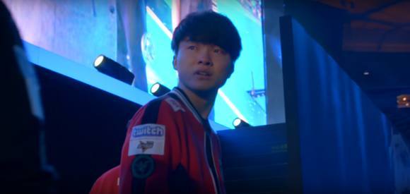 Feather Robot 完美钩住帮助大哥 SeTab 覆盖 ThunderTalk Gaming 德国杯 + 双杀 LNG Esports 在联赛中